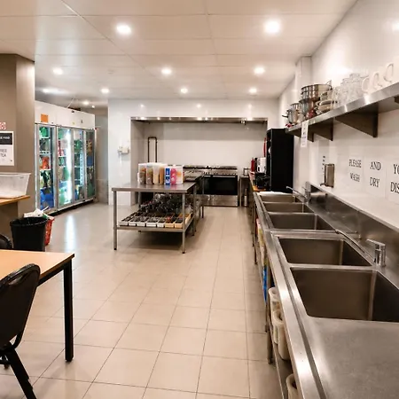 Podstel Perth City Backpackers Hostel - Capsule Style Accommodation - Valid Passport Required To Check In-3